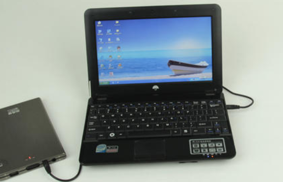 Win10专业版系统笔记本插电源就会蓝屏怎么办?
