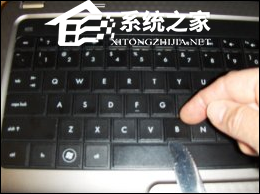 惠普笔记本电脑按键卡住了怎么办？
