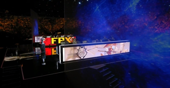 S9：决赛第一局FPX拿下开门红 惊天盲僧秀翻G2众人