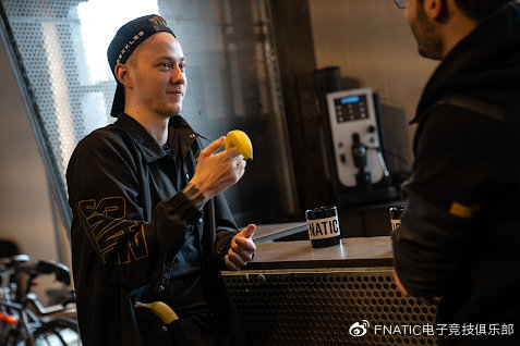 S9：Rekkles：重建信心 战胜心魔 泪洒赛场 涅槃重生