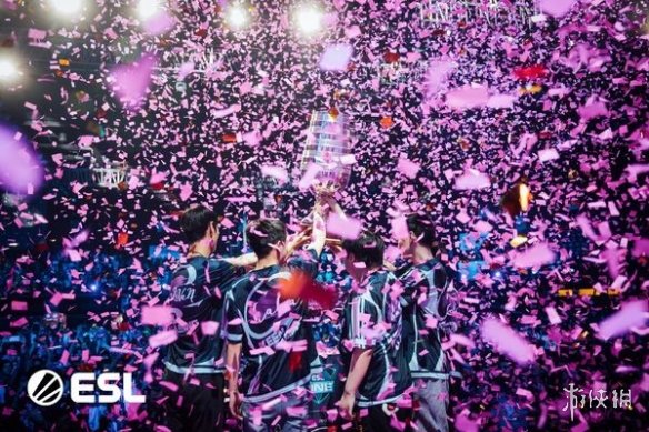 《Dota2》ESL孟买站中国战队KG零封对手勇夺冠军！
