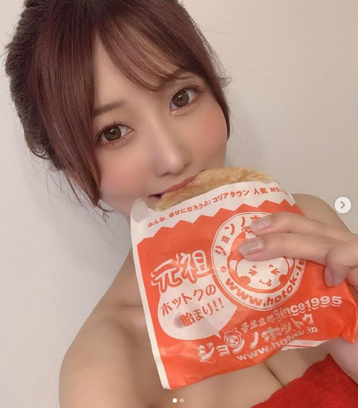 身材火辣原地阵亡！性感Hibiki Otsuki丰满上围美图赏