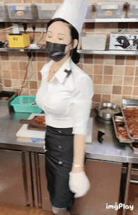 男足看了无动于衷！动图 这姿势昨晚一定炮火连天