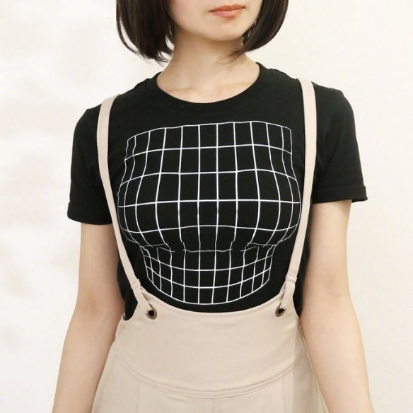 日本品牌推男性爆衣T恤！终于不用穿女性巨乳款了