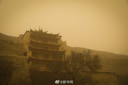十年最强沙尘暴：敦煌城下沙如雪，敦煌城头无三月！