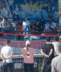 前列腺刹车不忍直视 动图 看旗袍黑丝空姐如何过安检