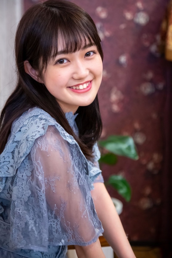 朝气感偶像井川なつ笑容满分：泳装带来夏天的气息！