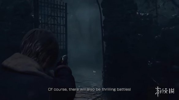 《生化危机4重制版》里昂终于能在移动中瞄准射击了！