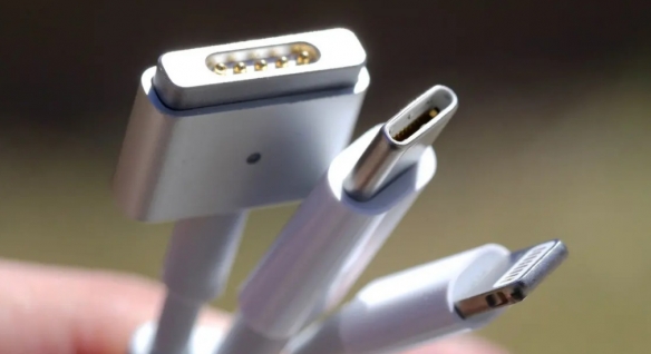 苹果公司或将再受打击！美国将推动USB-C统一接口！
