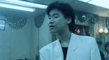 成龙大哥的明媚女装！港片贡献的那些究极表情包一览！