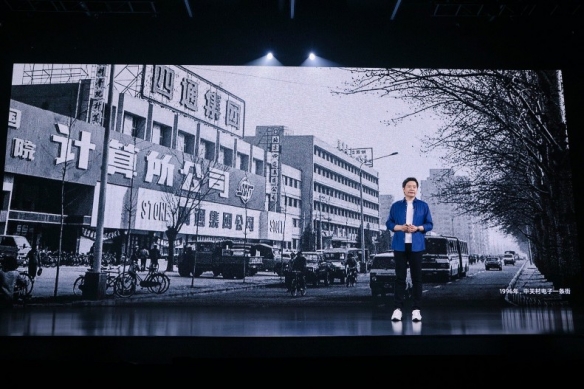 小米新品发布会汇总：折叠屏，Redmi K50，机器人铁大