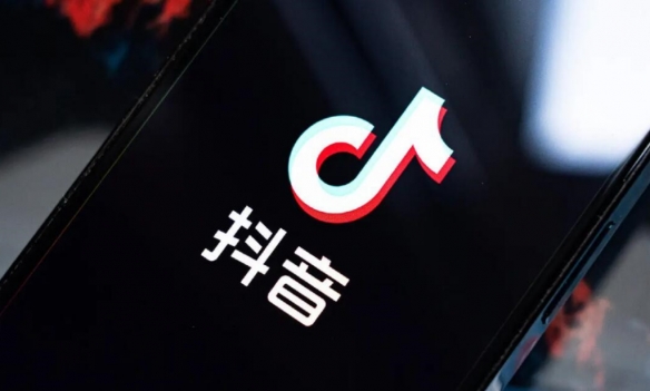 小姐姐内容拉满！抖音现已支持用户自行选择推荐内容