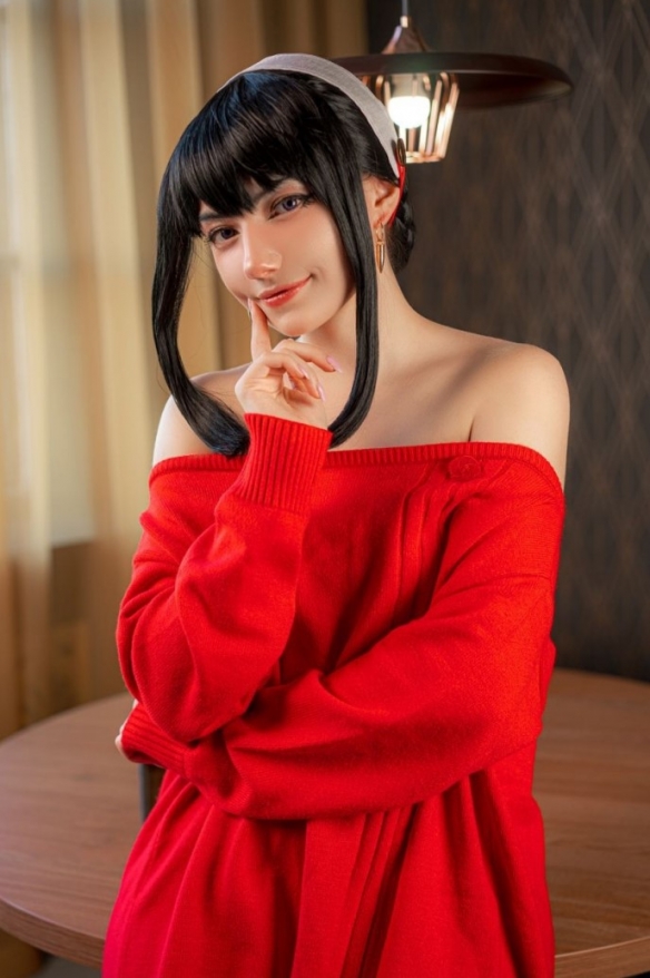俄妹cos《间谍过家家》居家版约尔 红衣黑丝倍感诱惑